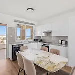 Nautical Club Penthouse Daire