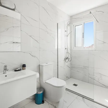 Nautical Club Penthouse Apartament Larnaca