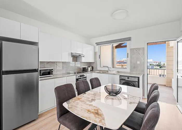 Nautical Club Penthouse Διαμέρισμα Λάρνακα