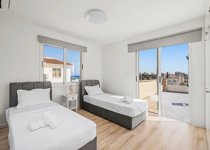 Nautical Club Penthouse *